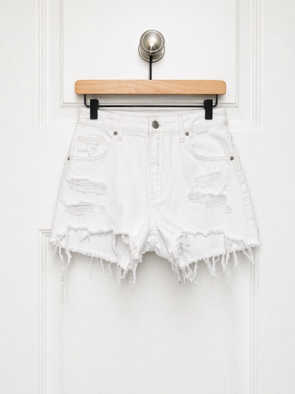BAYKAN High-Rise White Ripped Denim Shorts for Women Sz 4-6